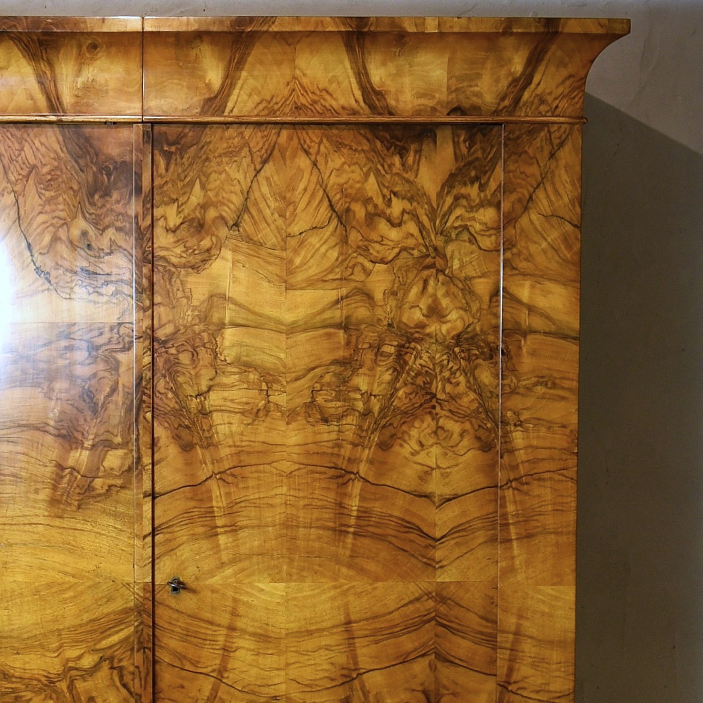 Biedermeierschrank Rheinland Detailaufnahme